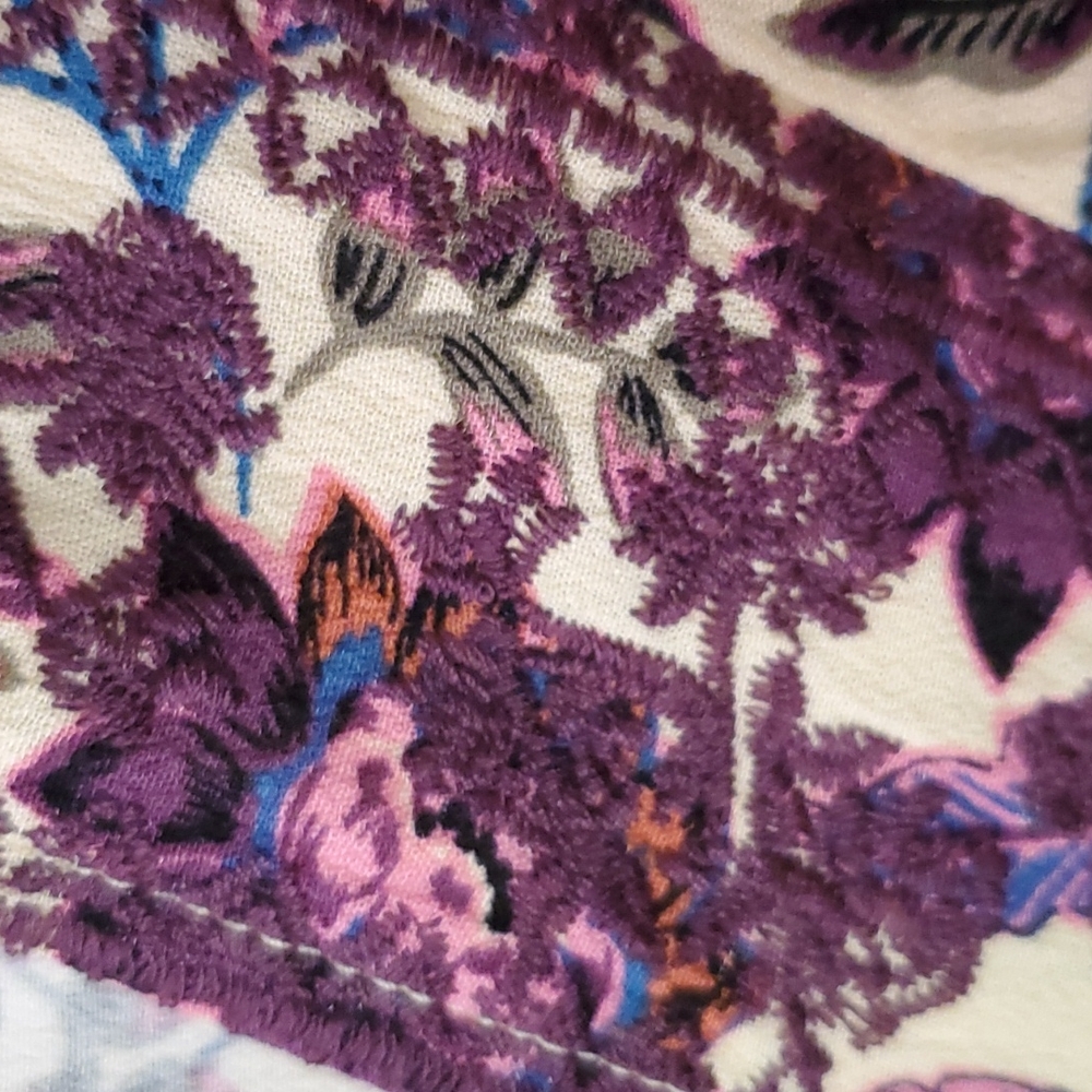 Torrid V Neck Babydoll Peplum Tassel Floral Tunic Size 1X - Picture 7 of 10